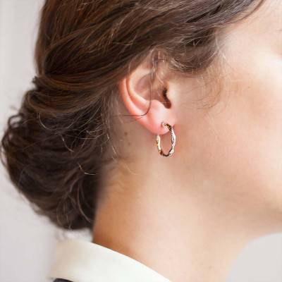 Twisted Two-Tone 375/1000 Gold Hoop Earrings, 20 mm Diameter - Lucas Lucor