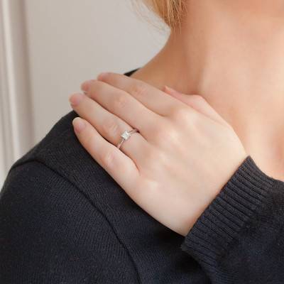 Bague Solitaire Emilien, Diamant GSI2 0,38 ct & Or Blanc - Alliantine