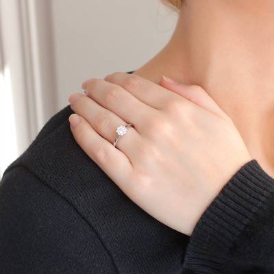 Bague Solitaire Valentin, Diamant 0,30 ct & Or Blanc 375 - Alliantine