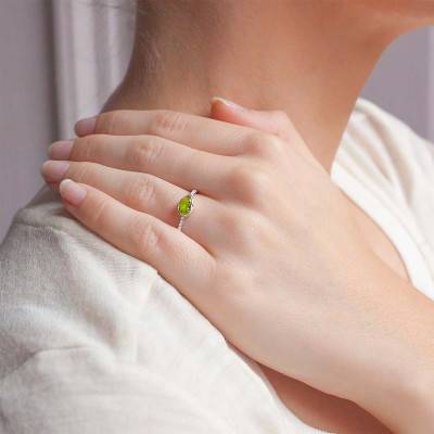 Bague Cléo Péridot Or Blanc 750 - Aurora