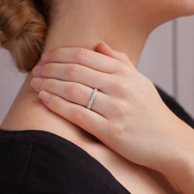 Alliance Ruban Confort Helena en Platine 950 & Demi-Rail de Diamants 0,36 ct - Alliantine