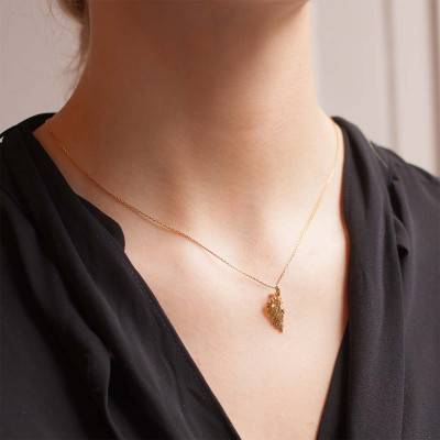 750 Yellow Gold Corsica Relief Pendant - Lucas Lucor