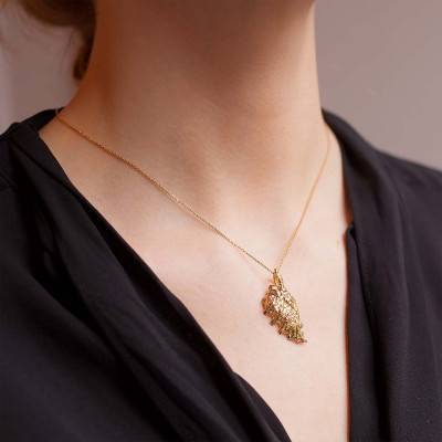 750 Yellow Gold Corsica Relief Pendant, 14 x 30 mm - Lucas Lucor