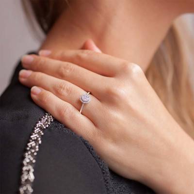 750 White Gold Diamond Engagement Ring 0.25 ct - Kundan