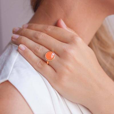 Bague Kirkos Or Jaune 750 & Pierre De Lune Pêche Ø 12 mm - Les Valentines
