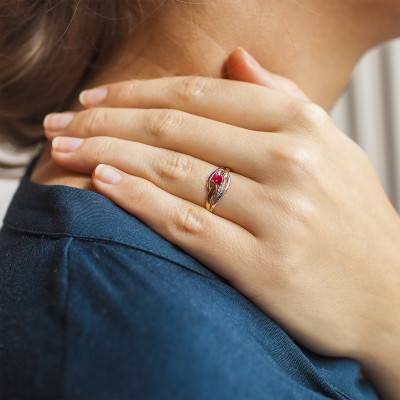 750/1000 Two-Tone Gold Ruby 0.226 ct Solitaire Ring - Joelli