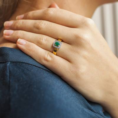 Bague Déjanire 2 Ors 750, Emeraude 0,33 ct, Diamants 0,024 ct - Joelli