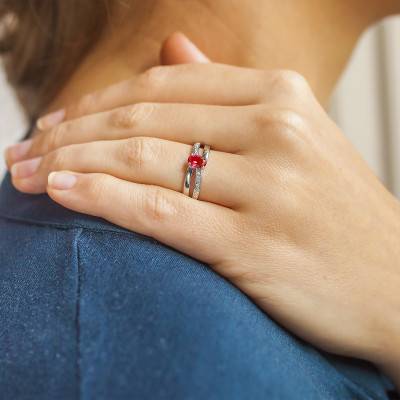 750/1000 White Gold Diamond 0.02 ct & Ruby 0.62 ct Accompanied Solitaire Ring - Joelli