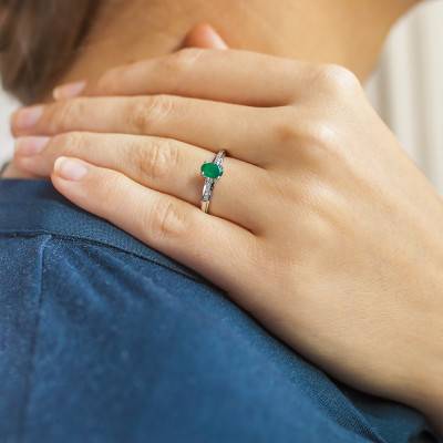 Bague Halié Or Blanc 750, Emeraude 0,46 ct, Diamants 0,05 ct - Joelli
