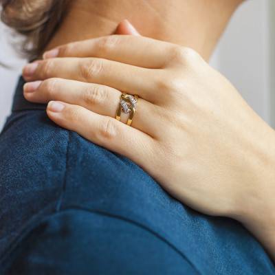 Hécube Two-Tone 750/1000 Gold & Diamond Ring - Joelli