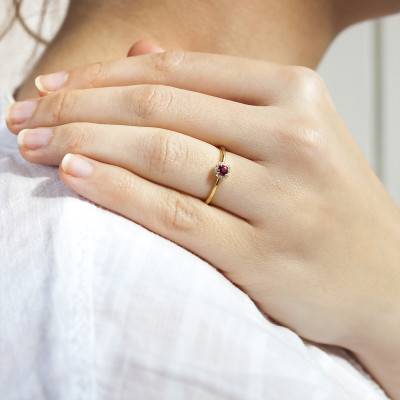 Bague Tali Or Jaune 750, Rubis 0,20 ct, Diamants 0,05 ct - Diamond Lady