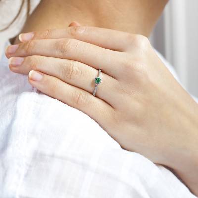 Bague Talidiam Or Blanc 750, Emeraude 0,15 ct, Diamants 0,17 ct - Diamond Lady