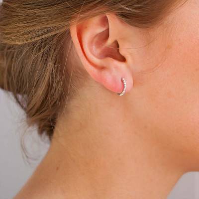 Créoles Or Blanc 750 et pavage de diamants 0,16 carat HSI1, 18 mm - Juweel