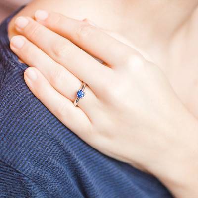 Bague Solitaire Anastasia Or Blanc 750, Saphir 0,83 ct - Porchet