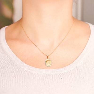 Médaille Vierge Profil Droit Ovale Or Jaune 750 - Augis
