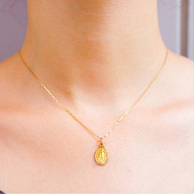 Médaille Vierge Miraculeuse Bord Poli en Or Jaune 750 - Emanessence