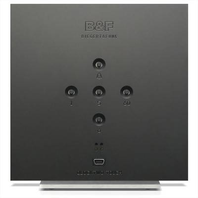 Horloge Qlocktwo Touch Deep Black - 13.5 cm - Qlocktwo