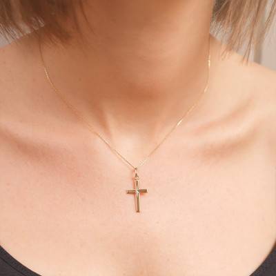 750 18K Yellow Gold Star Cross, 16 x 30 mm - Emanessence
