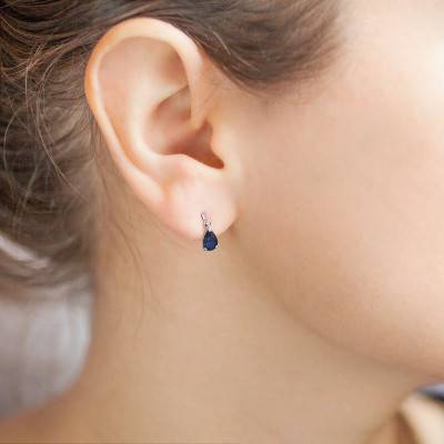 Boucles d'oreilles dormeuses, saphir, et Or Blanc 750 - Allegoria