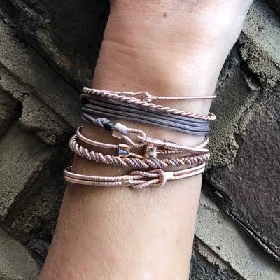 Bracelet Noeud Corde de Basse en Acier Doré Rosé, Longueur 14,2 à 17,2 cm - Sing a Song