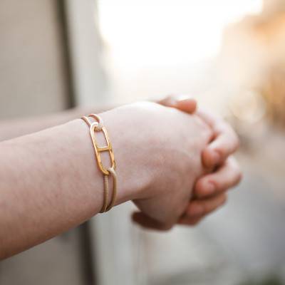 Bracelet gaby GM taupe & vermeil jaune, Largeur 2,00 mm - L'Avare by Olivier Lafond