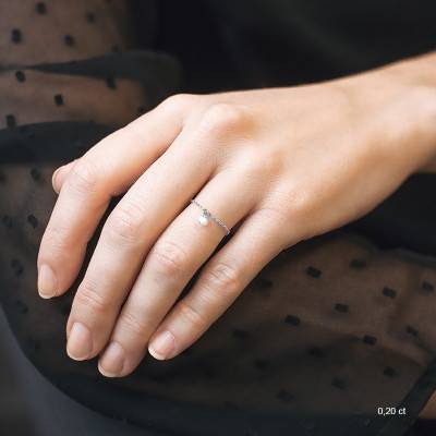 750/1000 White Gold Chain Ring & Drilled Brilliant Diamond F/VS2 - Ocarat