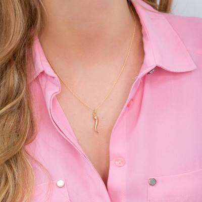 750/1000 Yellow Gold Italian Horn Pendant - Emanessence