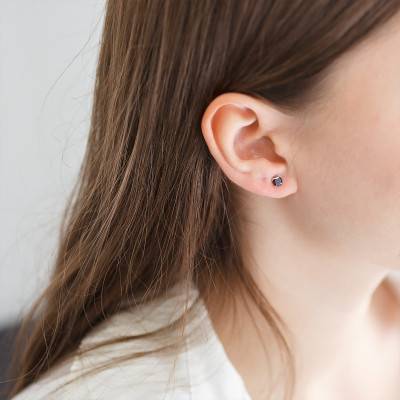 Boucles d'oreilles Oxyde noir carré mini Or Blanc 375 - Allegoria