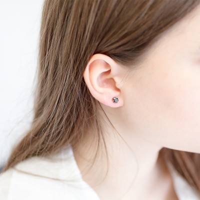 375 White Gold Round Black Zirconia Stud Earrings - Allegoria