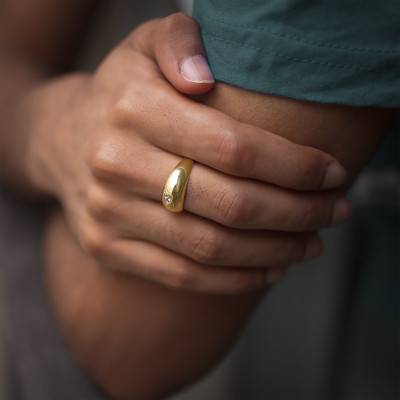 375/1000 Yellow Gold & Diamond Domed Signet Ring - Imperium