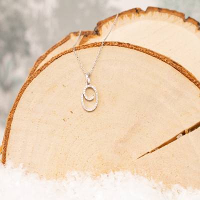 750/1000 White Gold & Diamond Letter O Pendant - Allegoria