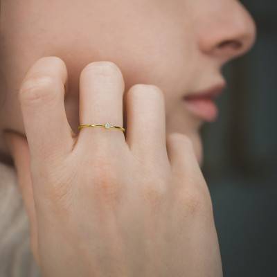 Lonely Star 750 Yellow Gold & Diamond Ring - Ocarat
