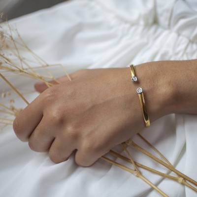 750 Two-Tone Gold Open Flexible Bangle Bracelet With 0.12 ct Diamonds, 5 mm Wide - Rosatella