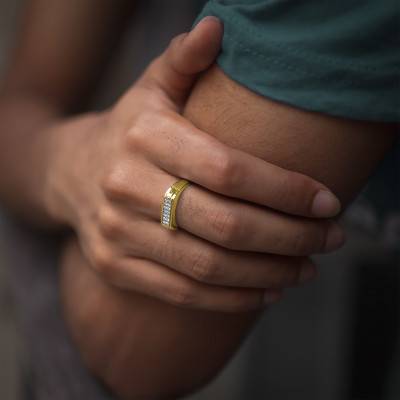750/1000 Two-Tone Gold & Diamond Signet Ring - Imperium