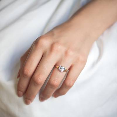 375/1000 Yellow Gold Pear Topaz & Zirconium Oxide Engagement Ring - Aurora