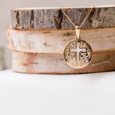 Médaille Croix Feuillage en Or Jaune 750 & Nacre, Diamètre 17 mm - Rosatella