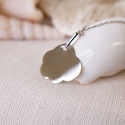 375 White Gold Engravable Cloud Pendant - Lucas Lucor