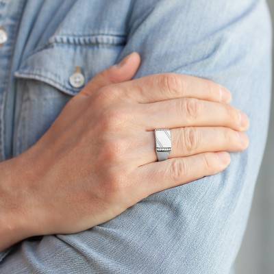 925 Silver Beaded Sides Face Signet Ring - Imperium
