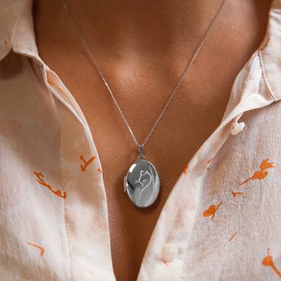 Rhodium-Plated Silver Oval Cat Motif Photo Pendant - Emanessence