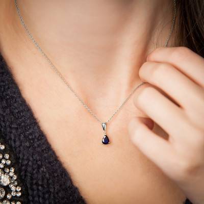 18K White Gold & Sapphire Necklace, 45 cm - Aurora