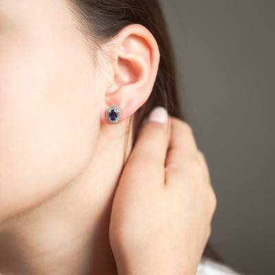 750/1000 White Gold Diamond and Sapphire Earrings - Aurora