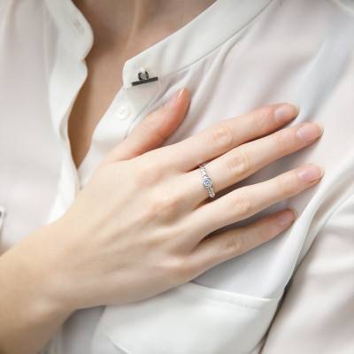 Bague Or Blanc 375 & Oxydes De Zirconium - Orphée