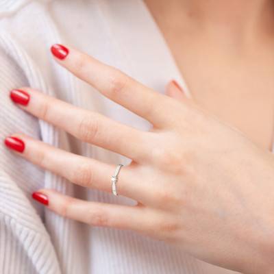 Diamond Solitaire Ring 0.07 ct in 750 White Gold - Demetra