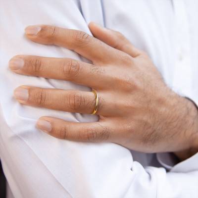 750/1000 Yellow Gold Comfort Round Band Wedding Ring, Width 2 mm - Ponce