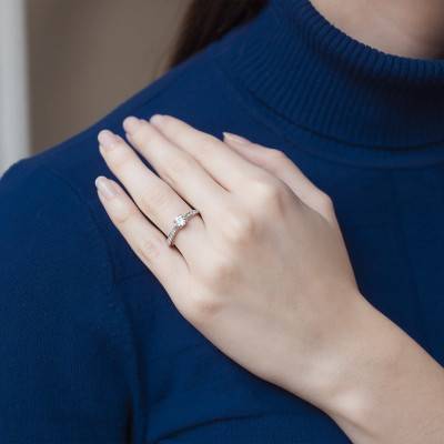 Bague Solitaire Alice Diamant 0,40 ct & Or Blanc 750 - Alliantine