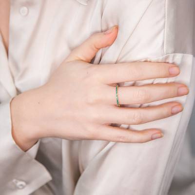 Bague Half Eternity Emeraude Or Jaune 375 - Aurora