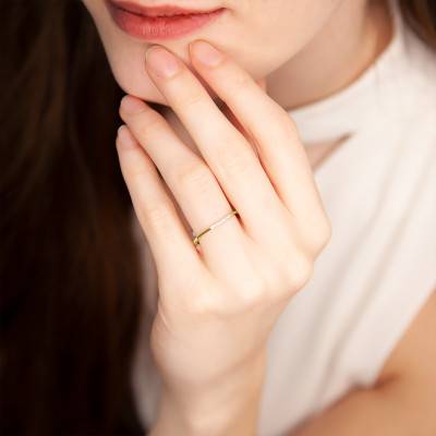 375/1000 or 750/1000 Yellow Gold Diamond Lightweight Wedding Ring - Juweel