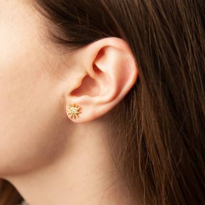 Edelweiss Stud Earrings in 375 or 750 Yellow Gold - Vandona