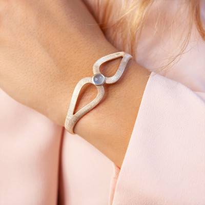 Yellow Gold-Plated Open Bangle Célestine & Blue Agate, 58 mm Diameter - Ana & Cha
