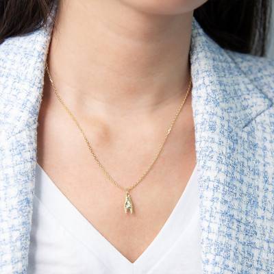 750/1000 Yellow Gold Italian Hand Pendant - Emanessence